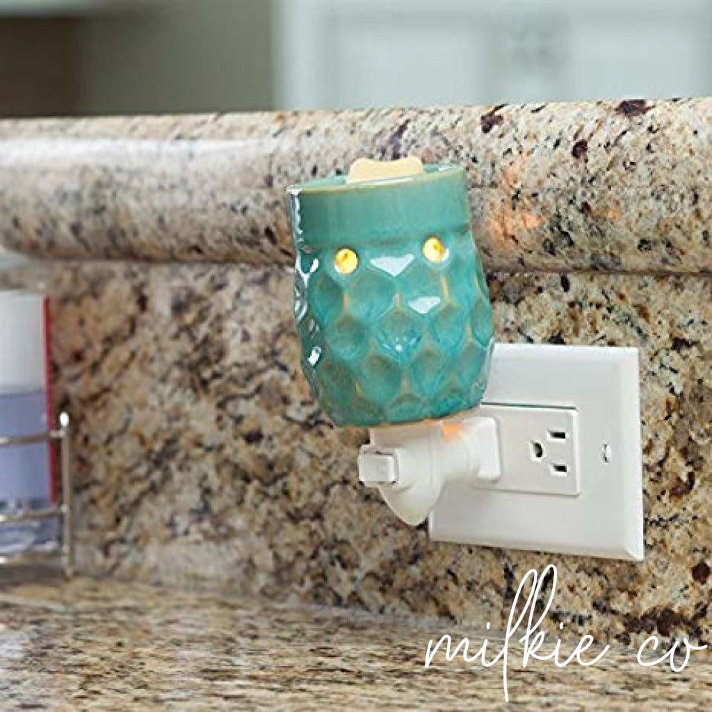 Turquoise Honeycomb Pluggable Melt Warmer All Products