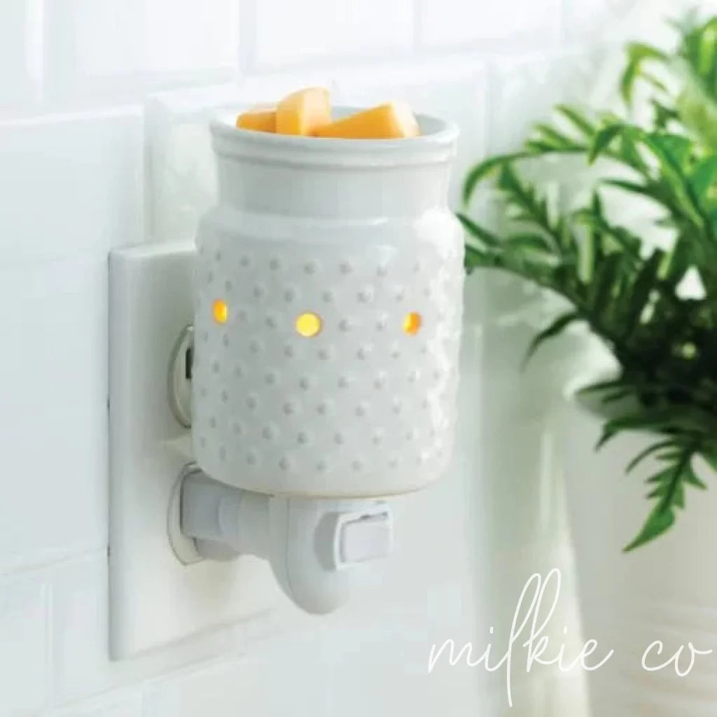 White Hobnail Pluggable Melt Warmer All Products